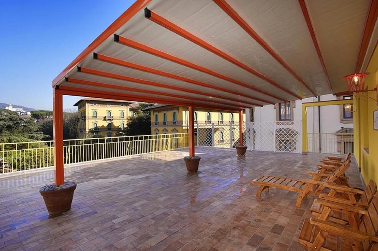 Attico Incerpi, Terrazza Sui Tetti Di Montecatini Terme Apartment Ngoại thất bức ảnh